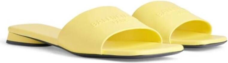 Balenciaga Platte sandalen voor dames Yellow Dames