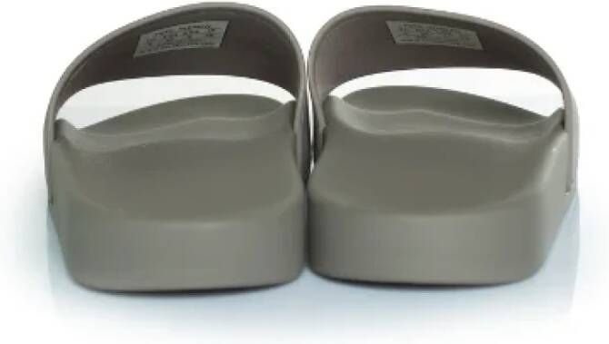 Balenciaga Rubber flats Gray Dames