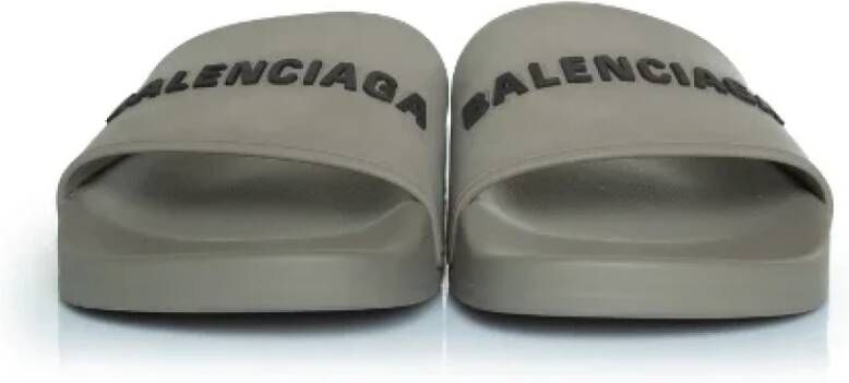 Balenciaga Rubber flats Gray Dames