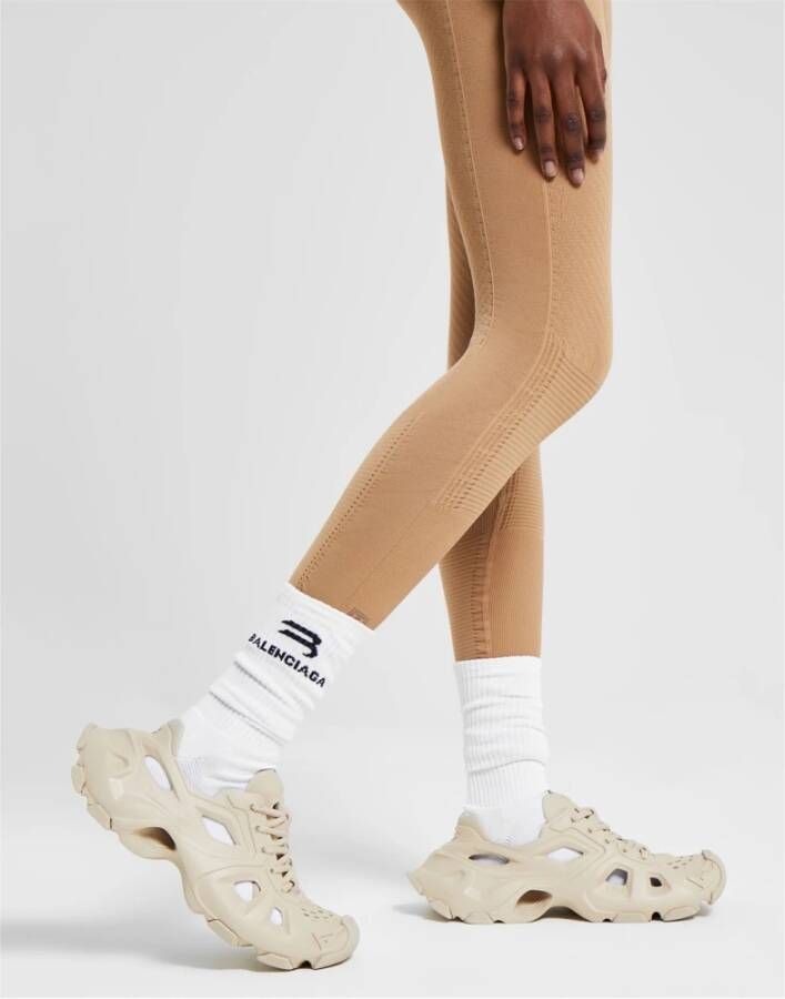 Balenciaga Taupe Cut-Out Sneakers Beige Dames