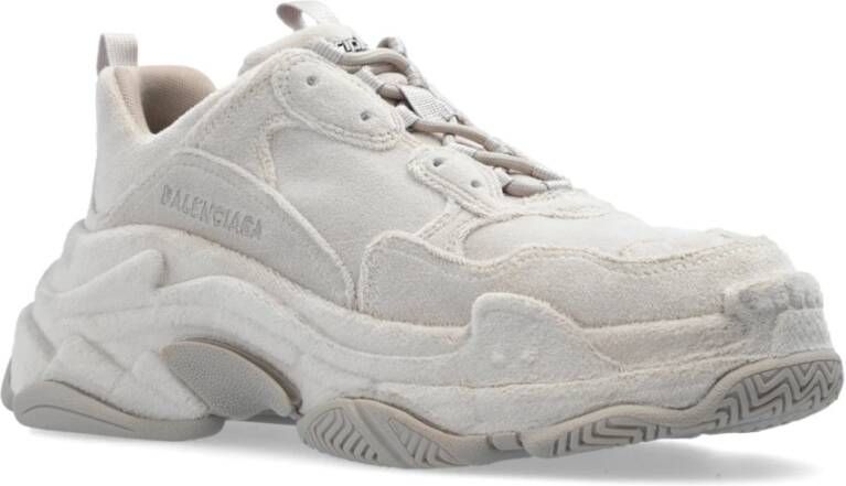 Balenciaga Triple S Sneakers Beige Dames