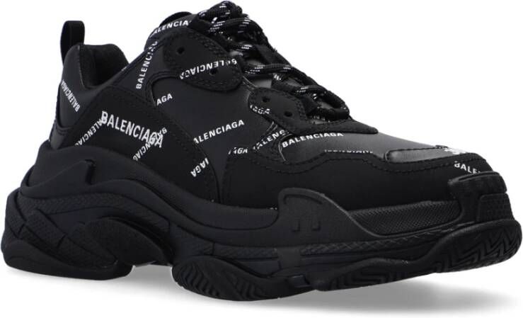 Balenciaga Triple S sneakers Zwart Dames