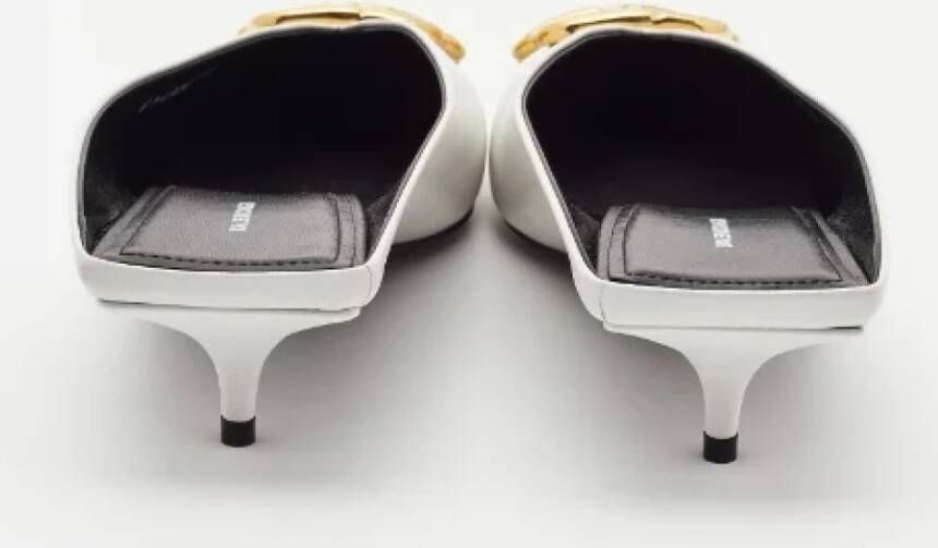 Balenciaga Vintage Pre-owned Leather mules White Dames