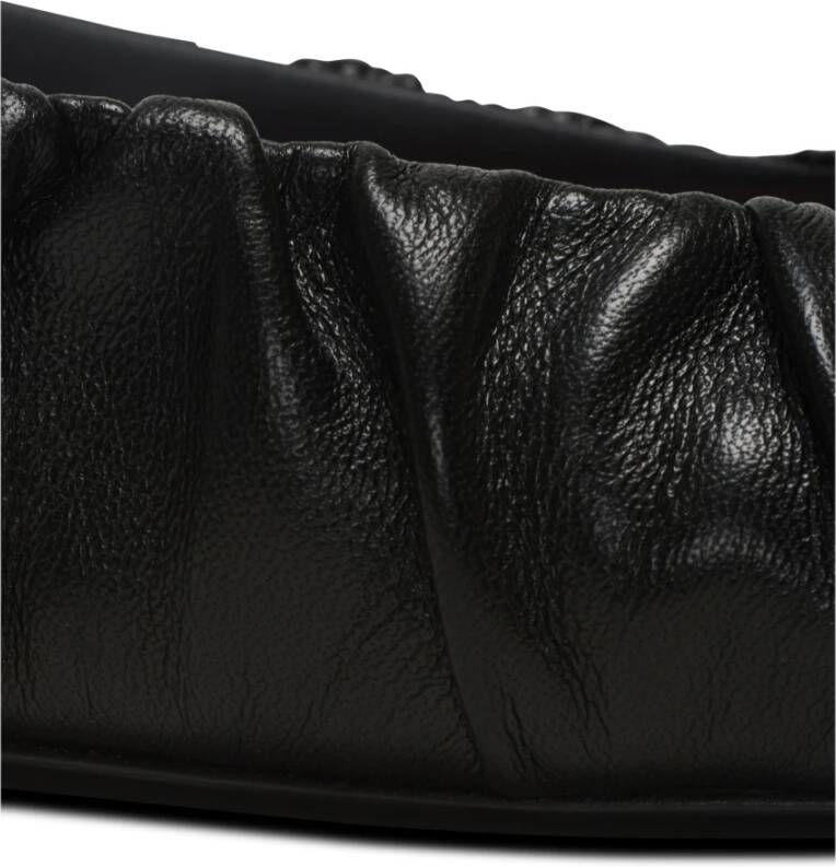 Balmain Eden ballet flats in gerimpeld lamsvacht Black Dames