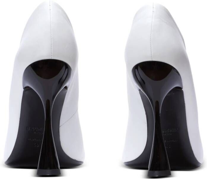 Balmain Eden two-tone pumps in lamsvacht en lakleer White Dames