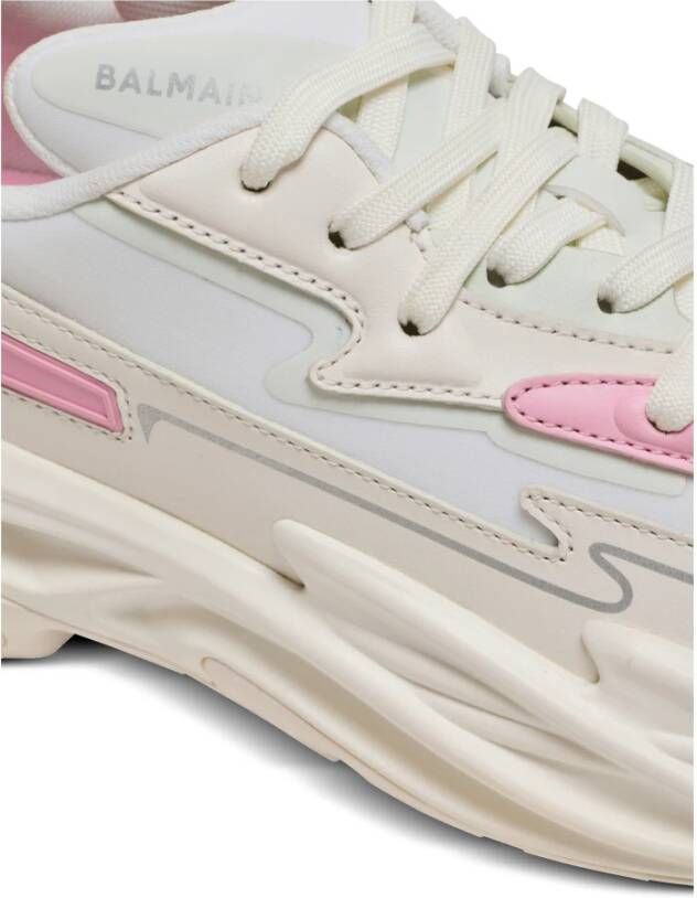 Balmain Hardloop-Roe leer en nylon trainers White Dames