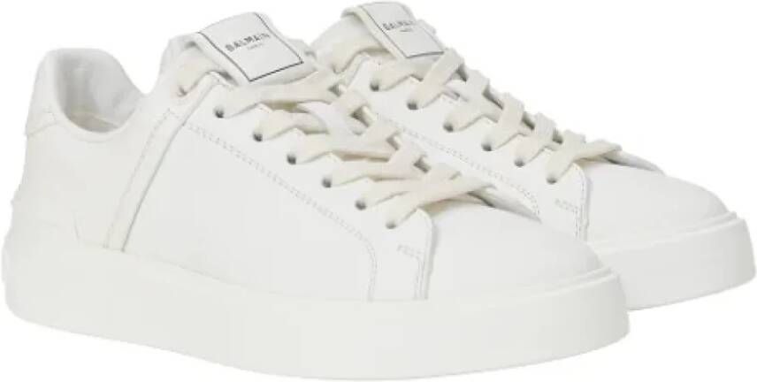 Balmain Pre-owned Leather sneakers White Dames