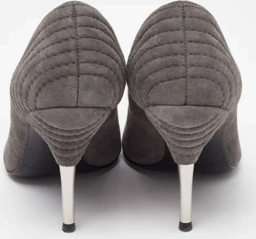 Balmain Pre-owned Suede heels Gray Dames