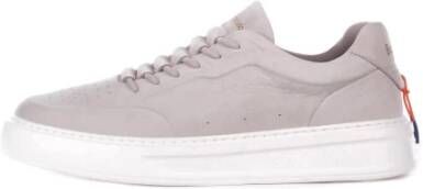 Barracuda Ivoor Leren Sneakers Geperforeerde Details Rubberen Zool Beige Heren