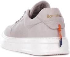 Barracuda Ivoor Leren Sneakers Geperforeerde Details Rubberen Zool Beige Heren