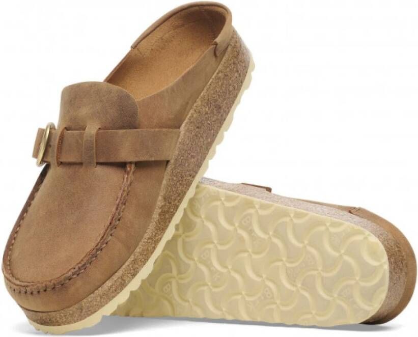 Birkenstock Stijlvolle Mocassin Klomp met Grote Gesp Beige Dames