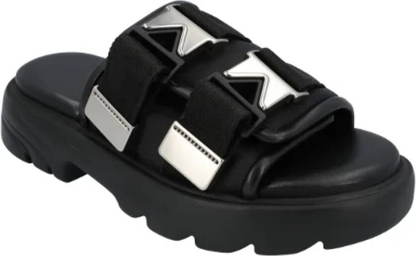 Bottega Veneta Leather flats Black Dames