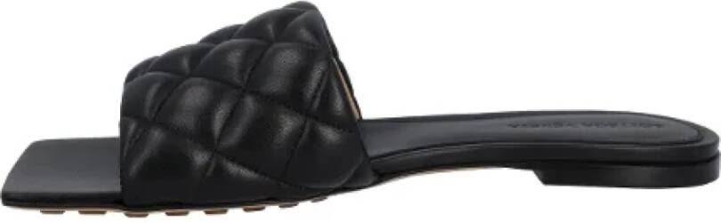 Bottega Veneta Leather flats Black Dames