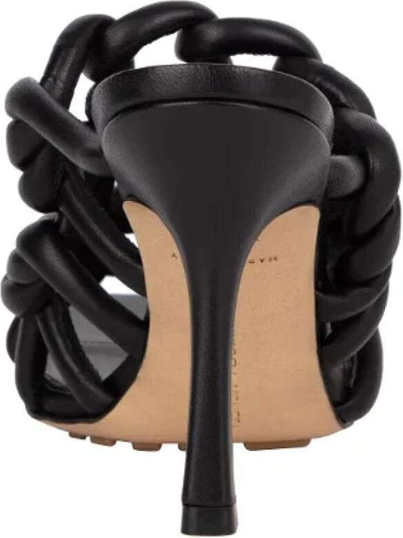 Bottega Veneta Leather mules Black Dames