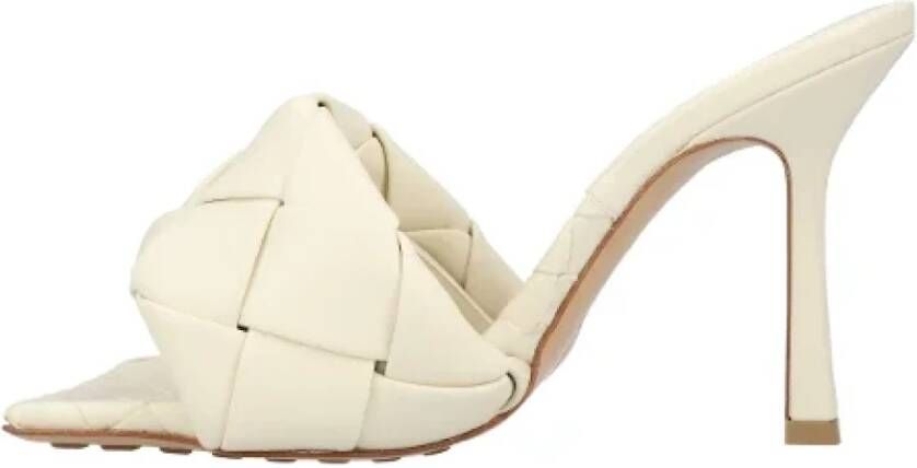 Bottega Veneta Leather mules White Dames