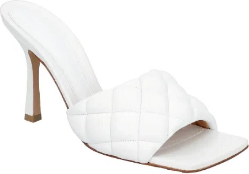 Bottega Veneta Leather mules White Dames