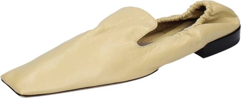 Bottega Veneta Leren Loafers voor Vrouwen Beige Dames