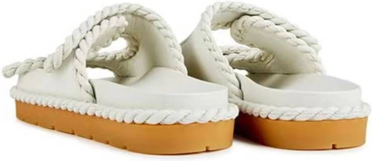 Bottega Veneta Platte Muilezel Sandalen met Klittenbandsluiting White Dames