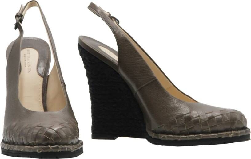 Bottega Veneta Verstelbare Band Leren Plateau Sandalen Gray Dames