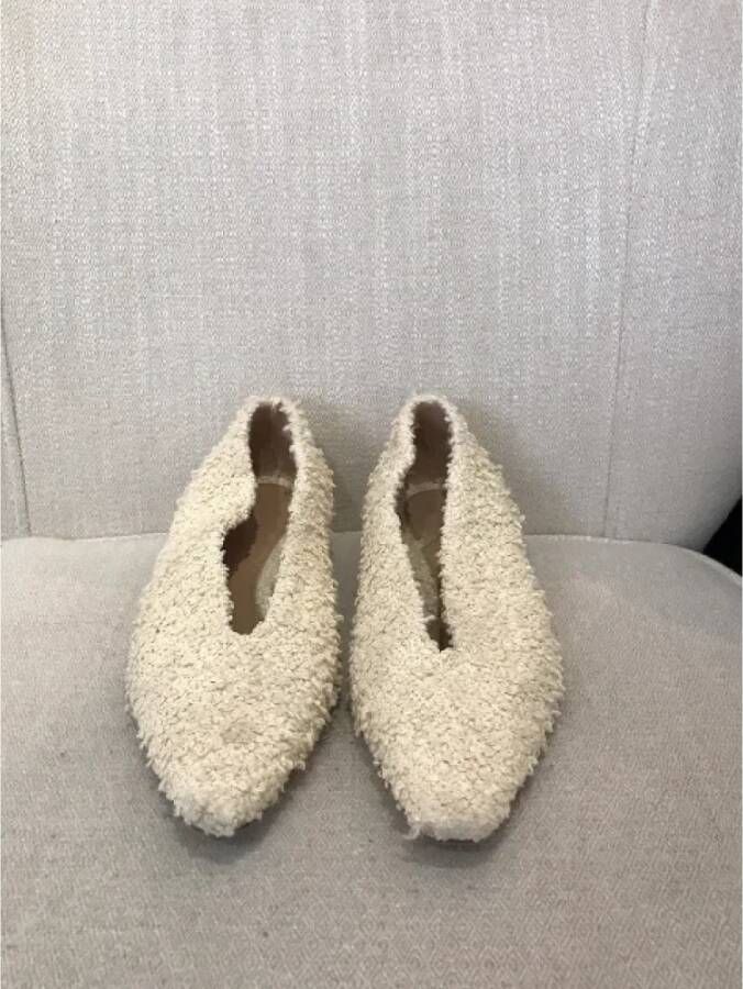 Bottega Veneta Vintage Pre-owned Canvas flats Beige Dames