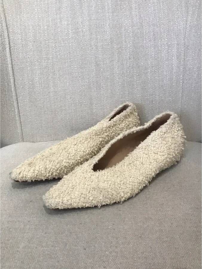 Bottega Veneta Vintage Pre-owned Canvas flats Beige Dames