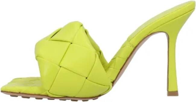 Bottega Veneta Vintage Pre-owned Leather mules Yellow Dames