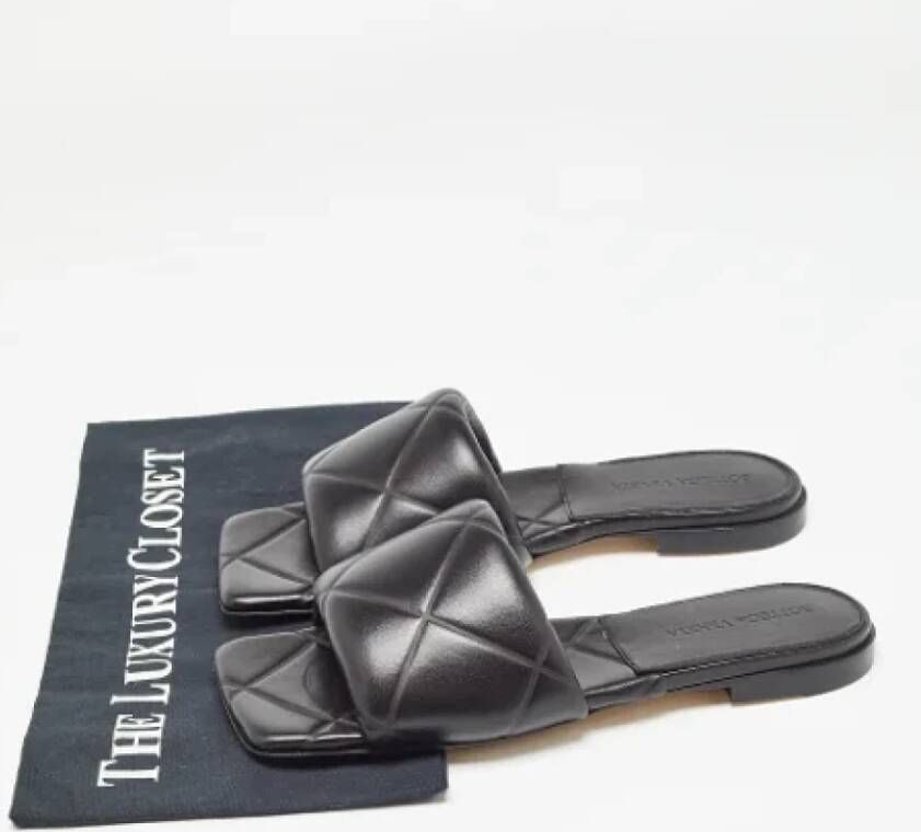 Bottega Veneta Vintage Pre-owned Leather sandals Black Dames