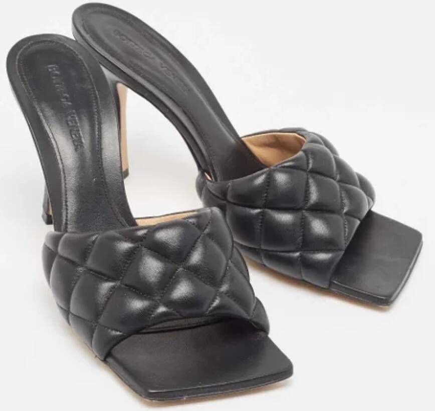 Bottega Veneta Vintage Pre-owned Leather sandals Black Dames