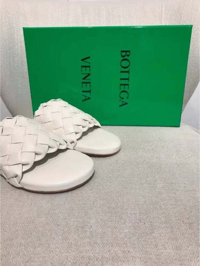 Bottega Veneta Vintage Pre-owned Leather sandals White Dames