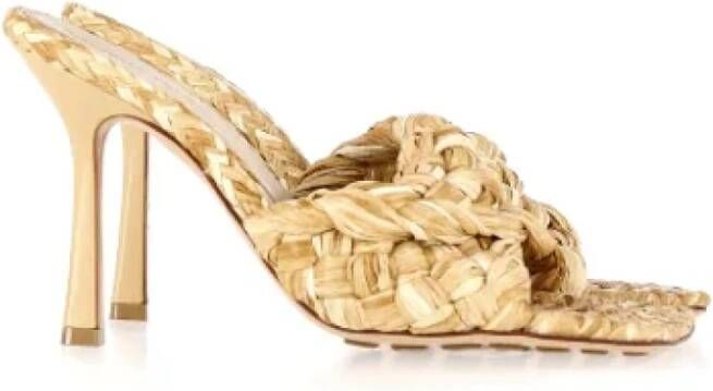 Bottega Veneta Vintage Pre-owned Raffia heels Beige Dames