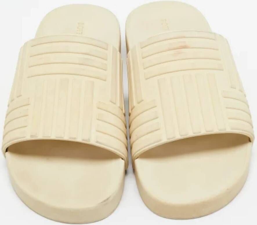 Bottega Veneta Vintage Pre-owned Rubber sandals Beige Dames