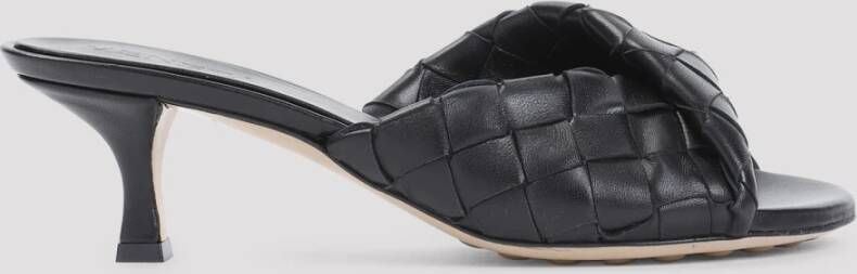 Bottega Veneta Zwarte Leren Muilen Stijlvol Comfortabele Hak Black Dames