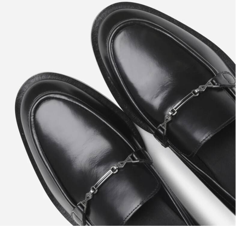 Bronx Moderne Loafers met Vrouwelijk Metalen Zadel Black Dames