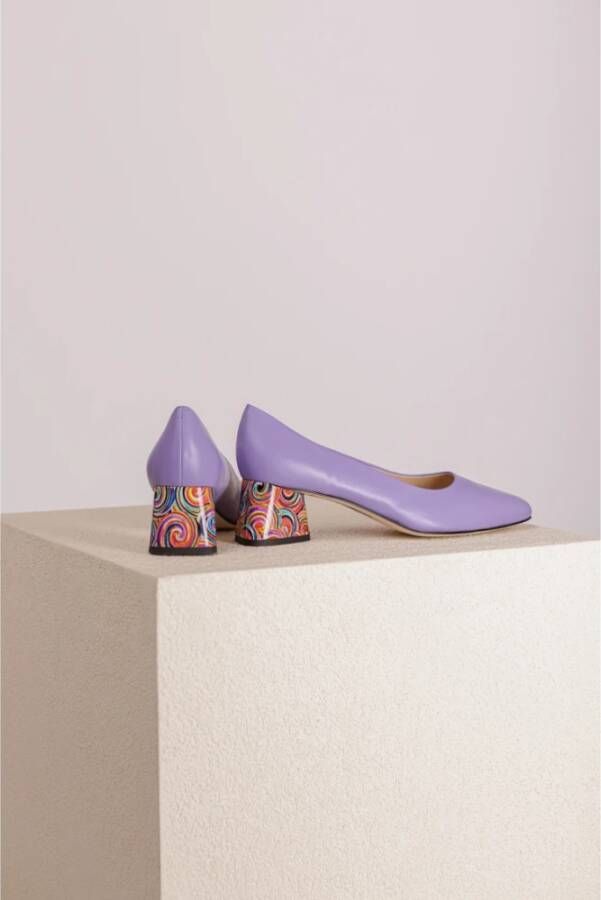 Brunate Paarse Leren Pumps met Kleurrijke Hak Purple Dames