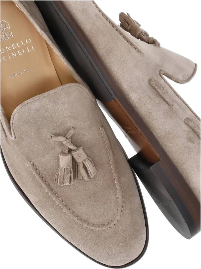 BRUNELLO CUCINELLI Beige Suède Leren Loafers met Kwastdetail Beige Heren