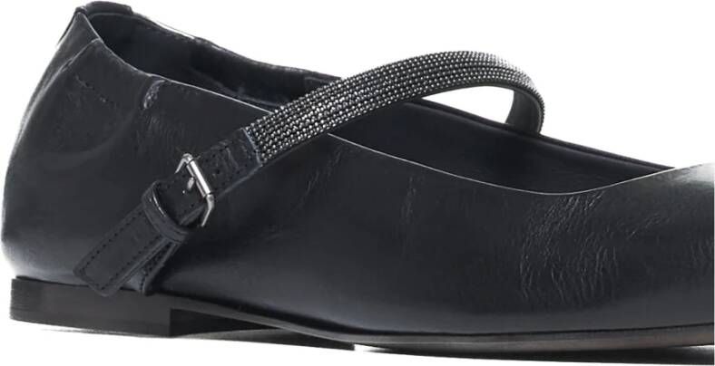 BRUNELLO CUCINELLI Zwarte platte schoenen Elegante stijl Black Dames