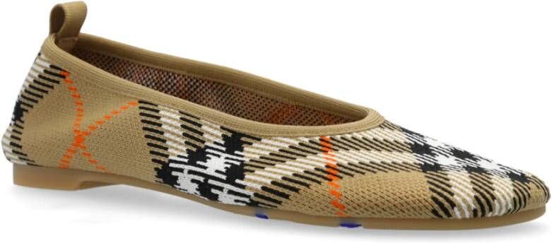 Burberry Ballet Flats Knit Beige Dames