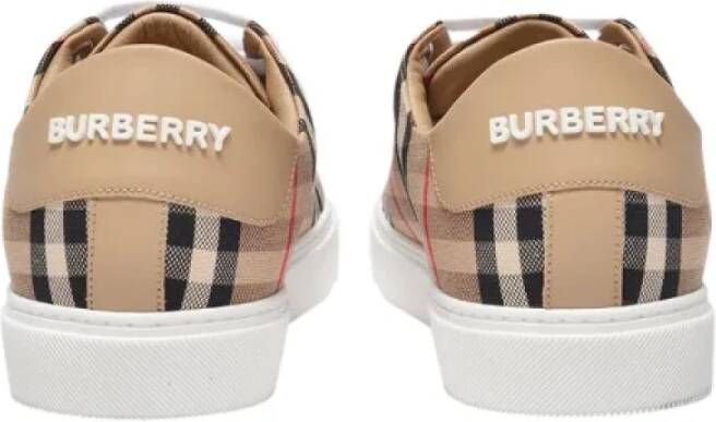 Burberry Cotton sneakers Beige Dames