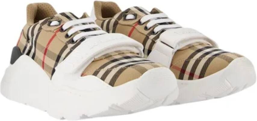 Burberry Cotton sneakers Beige Dames