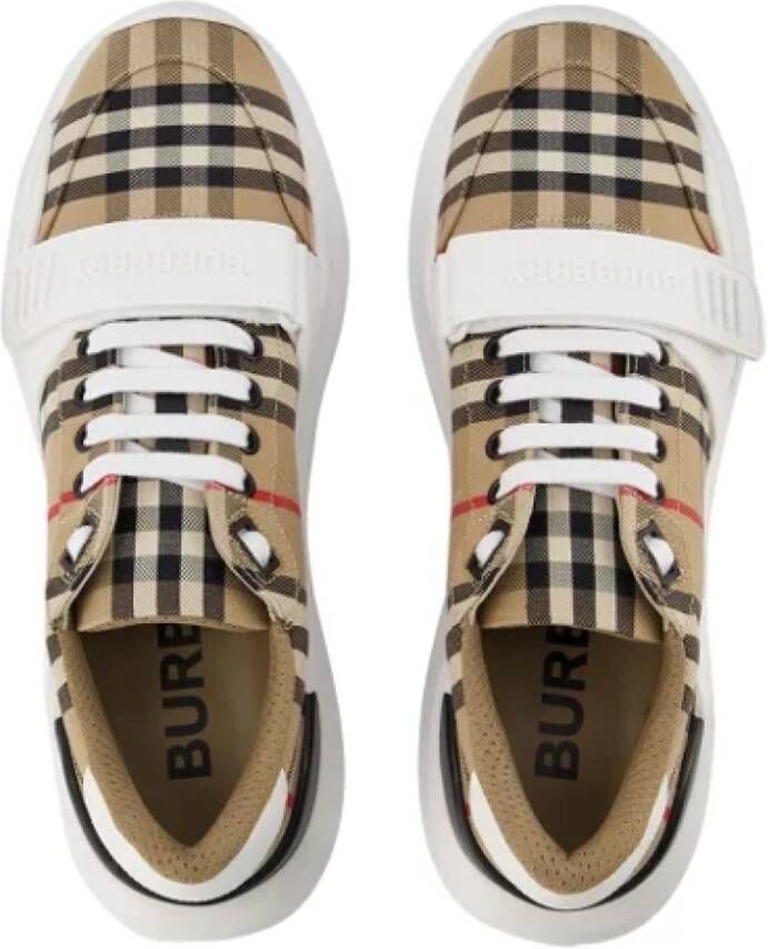 Burberry Cotton sneakers Beige Dames