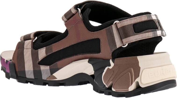 Burberry Stijlvolle Canvas Platte Sandalen voor Mannen Bruin Heren