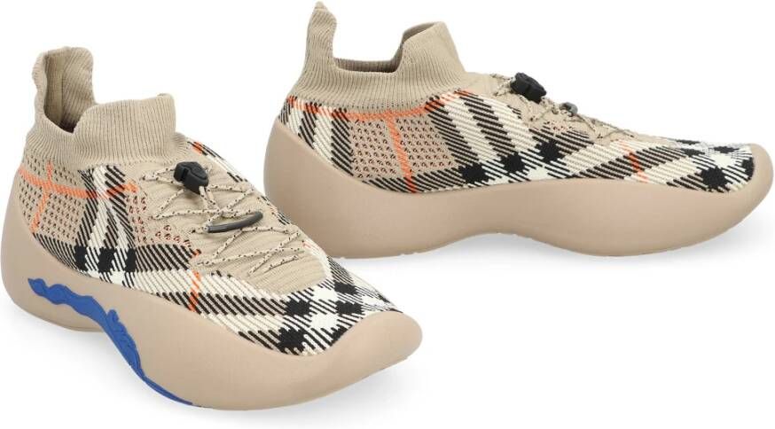 Burberry Gebreide Instap Sneakers met Koordsluiting Beige Dames