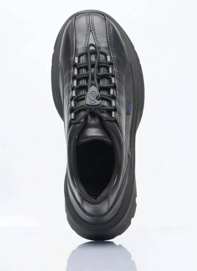 Burberry Italiaanse leren sneakers met toggle-sluiting Black Heren