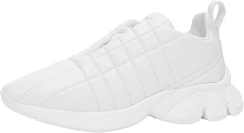 Burberry Klassieke witte sneakers Nieuw met doos White Dames