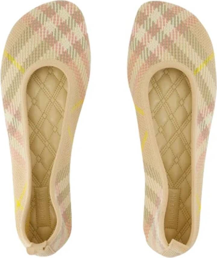 Burberry Nylon flats Beige Dames