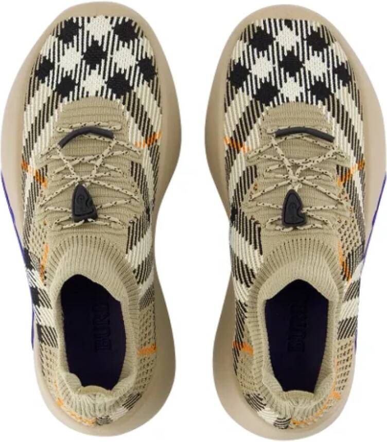 Burberry Nylon sneakers Beige Dames