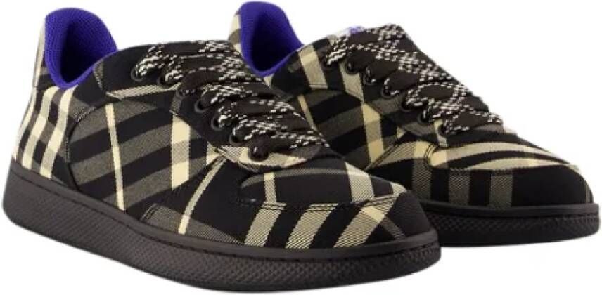 Burberry Plastic sneakers Black Dames