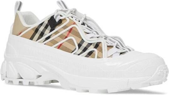 Burberry Sneakers Beige Heren