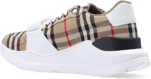 Burberry Sneakers met logo Beige Dames