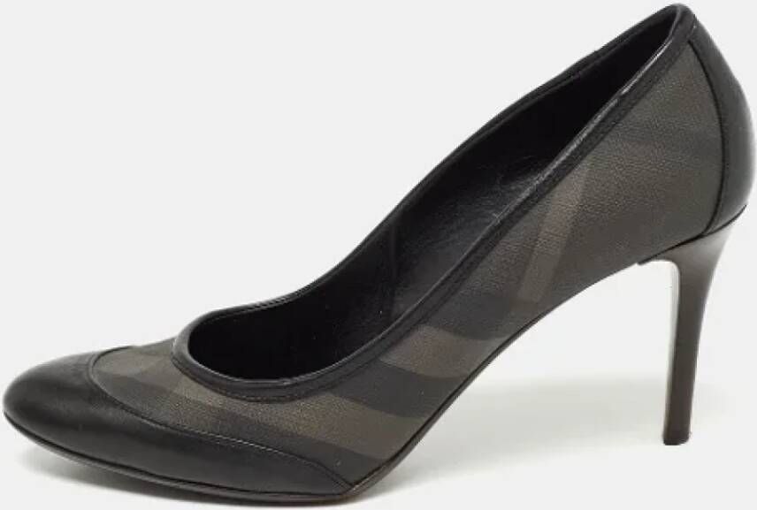 Burberry Vintage Pre-owned Canvas heels Black Dames